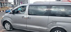 Hyundai Starex 2015 Silver