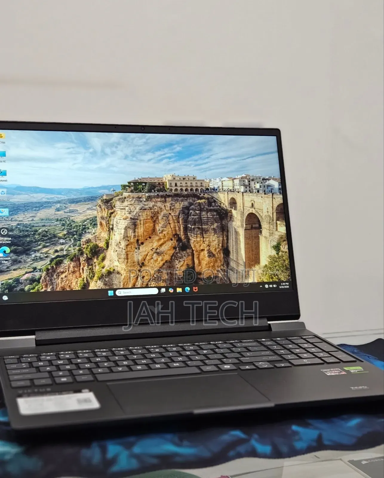New Laptop HP Victus 15 16GB AMD Ryzen 7 SSD 512GB
