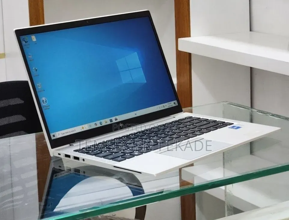 New Laptop HP EliteBook 840 G8 16GB Intel Core i5 SSD 512GB