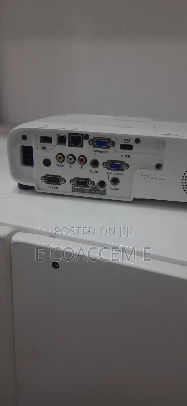 New Epson Eb-X49 Projector