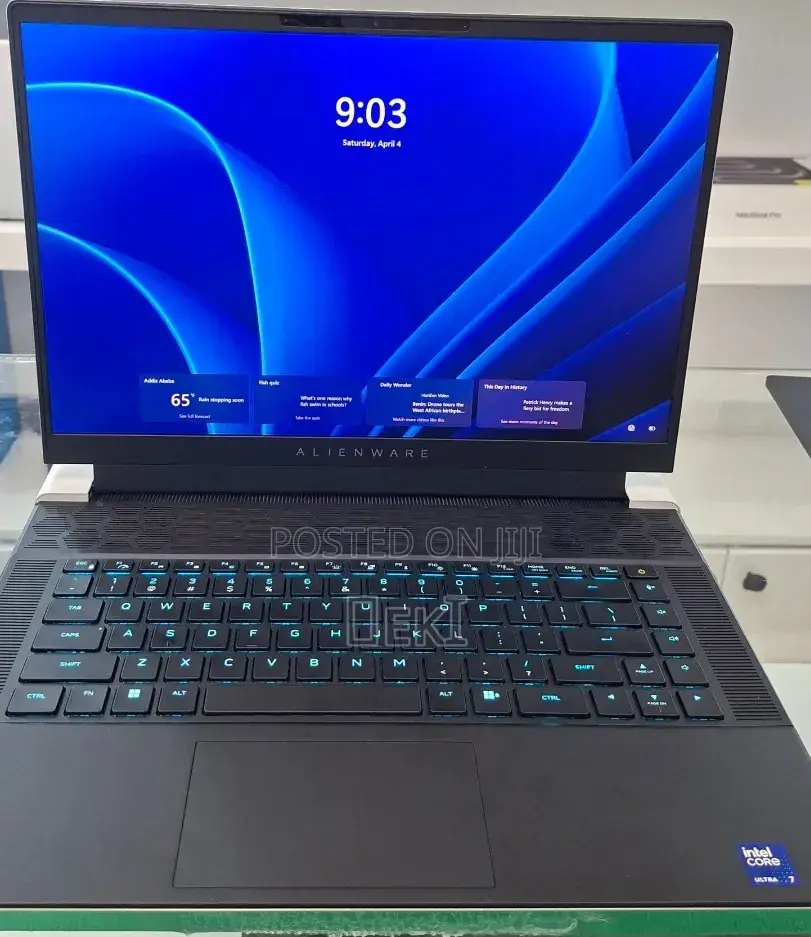 New Laptop Alienware X16 16GB Intel Core Ultra 7 SSD 1T
