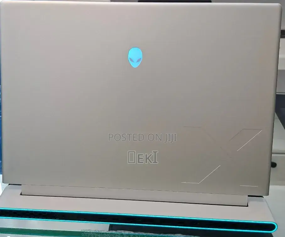 New Laptop Alienware X16 16GB Intel Core Ultra 7 SSD 1T