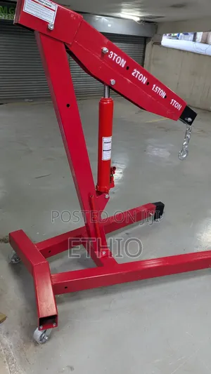 Hydraulic Engine Crane Shop