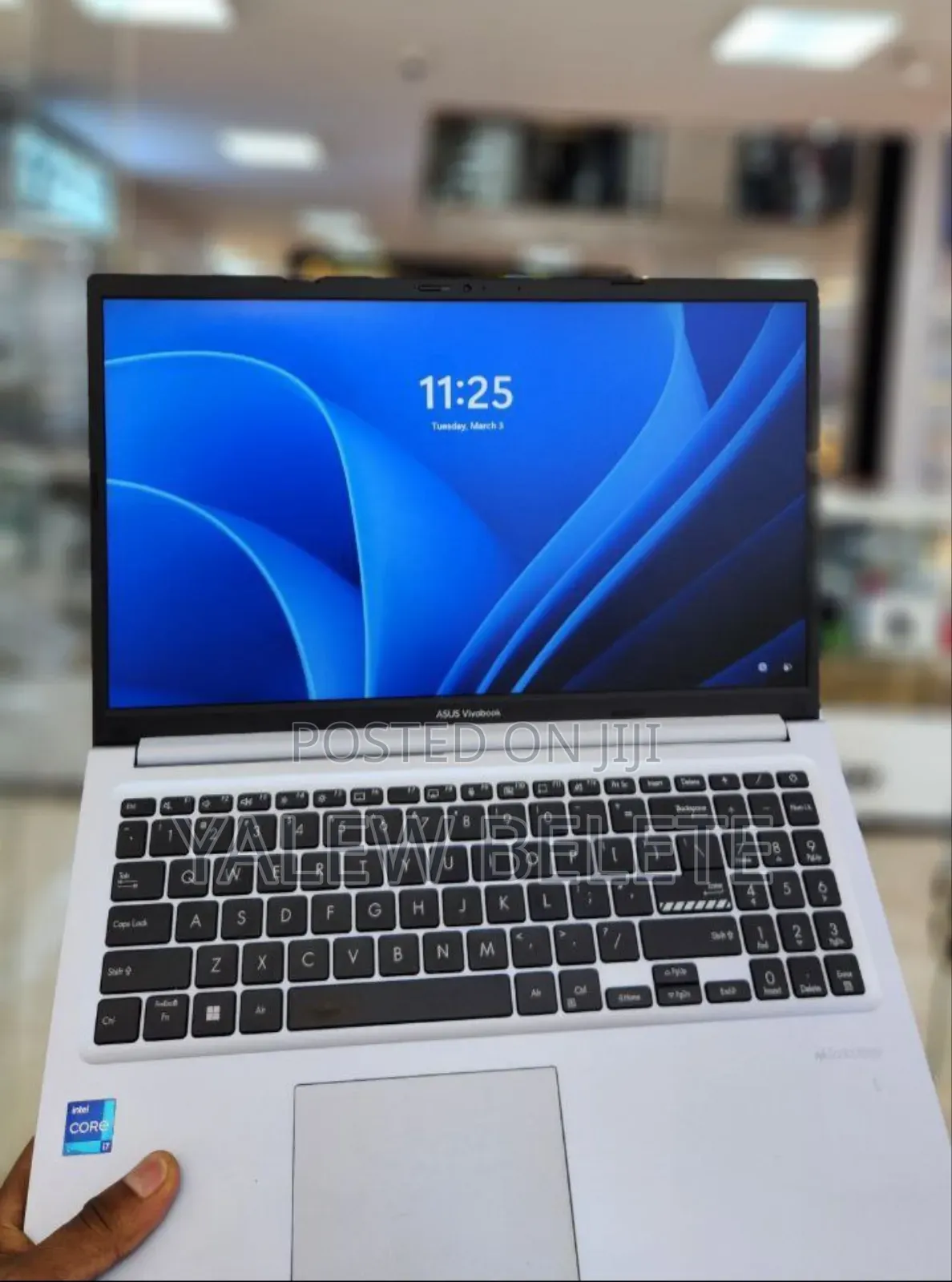 New Laptop Asus VivoBook 15 X505BA 16GB Intel Core i7 SSD 512GB