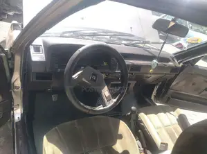 Toyota Corolla 1986 Gold