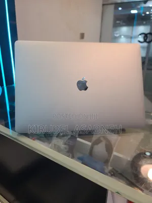 New Laptop Apple MacBook Pro 2019 16GB Intel Core i7 SSD 512GB