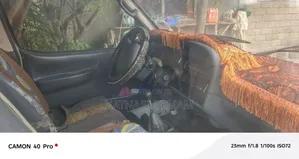 Toyota Grand HiAce 2002 White