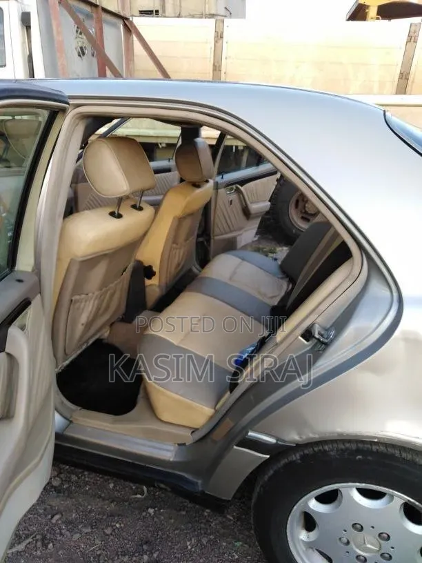 Mercedes-Benz C220 Classic 1996 Silver