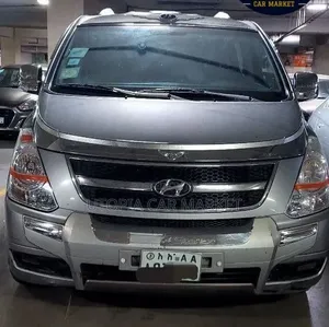 Hyundai Starex 2015 Silver