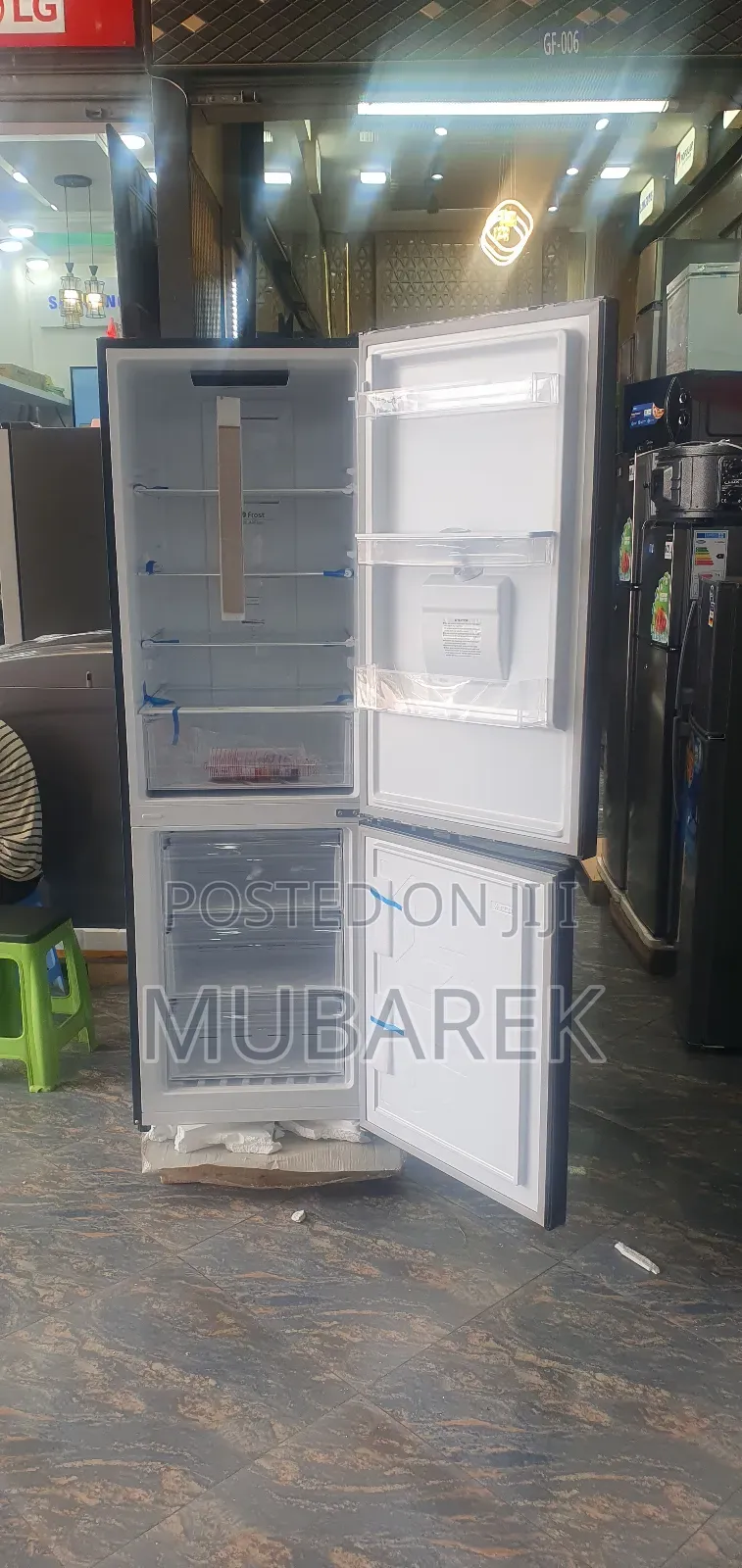 Akira Model 550 Fridge