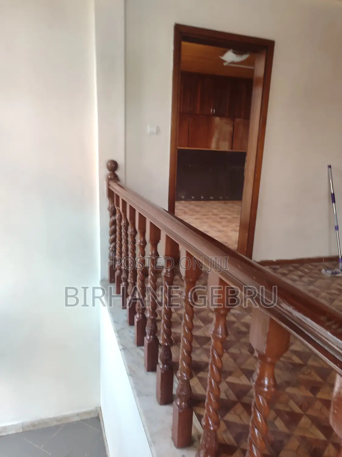 7bdrm House in G+2, Nifas Silk-Lafto for rent