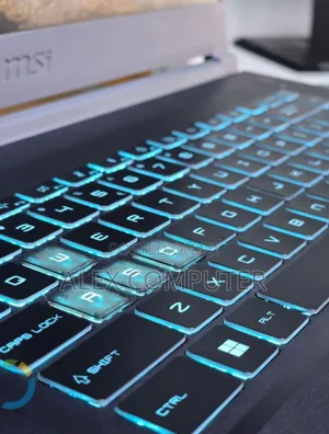 New Laptop MSI 16GB Intel Core i5 SSD 512GB