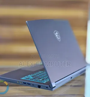 New Laptop MSI 16GB Intel Core i5 SSD 512GB