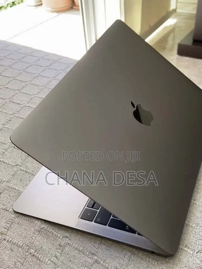 New Laptop Apple MacBook Air 2020 M1 8GB Apple M1 SSD 256GB