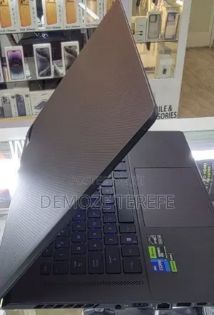 New Laptop RLG 16GB Intel Core i7 SSD 512GB