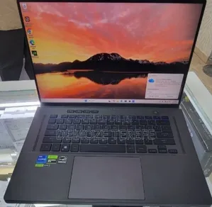 New Laptop RLG 16GB Intel Core i7 SSD 512GB