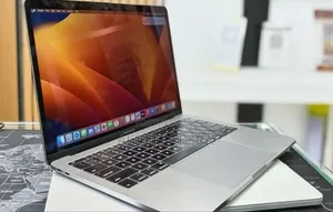 New Laptop Apple MacBook Pro 2017 16GB Intel Core i5 SSD 256GB