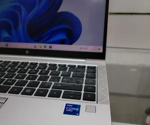 New Laptop HP EliteBook 840 G8 16GB Intel Core i5 SSD 512GB