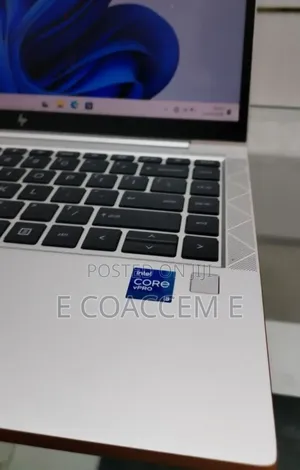 New Laptop HP 16GB Intel Core i5 SSD 512GB
