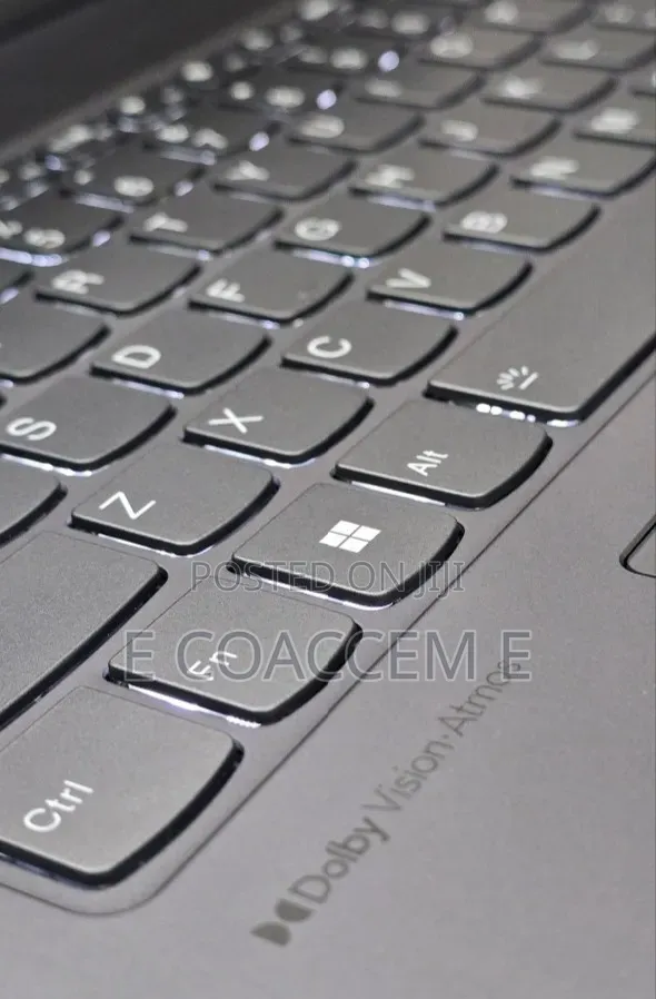 New Laptop Lenovo 16GB Intel Core Ultra 7 SSD 512GB