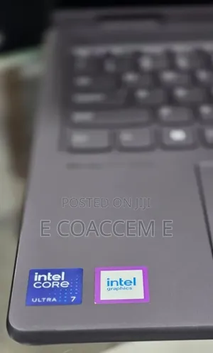 New Laptop Lenovo 16GB Intel Core Ultra 7 SSD 512GB