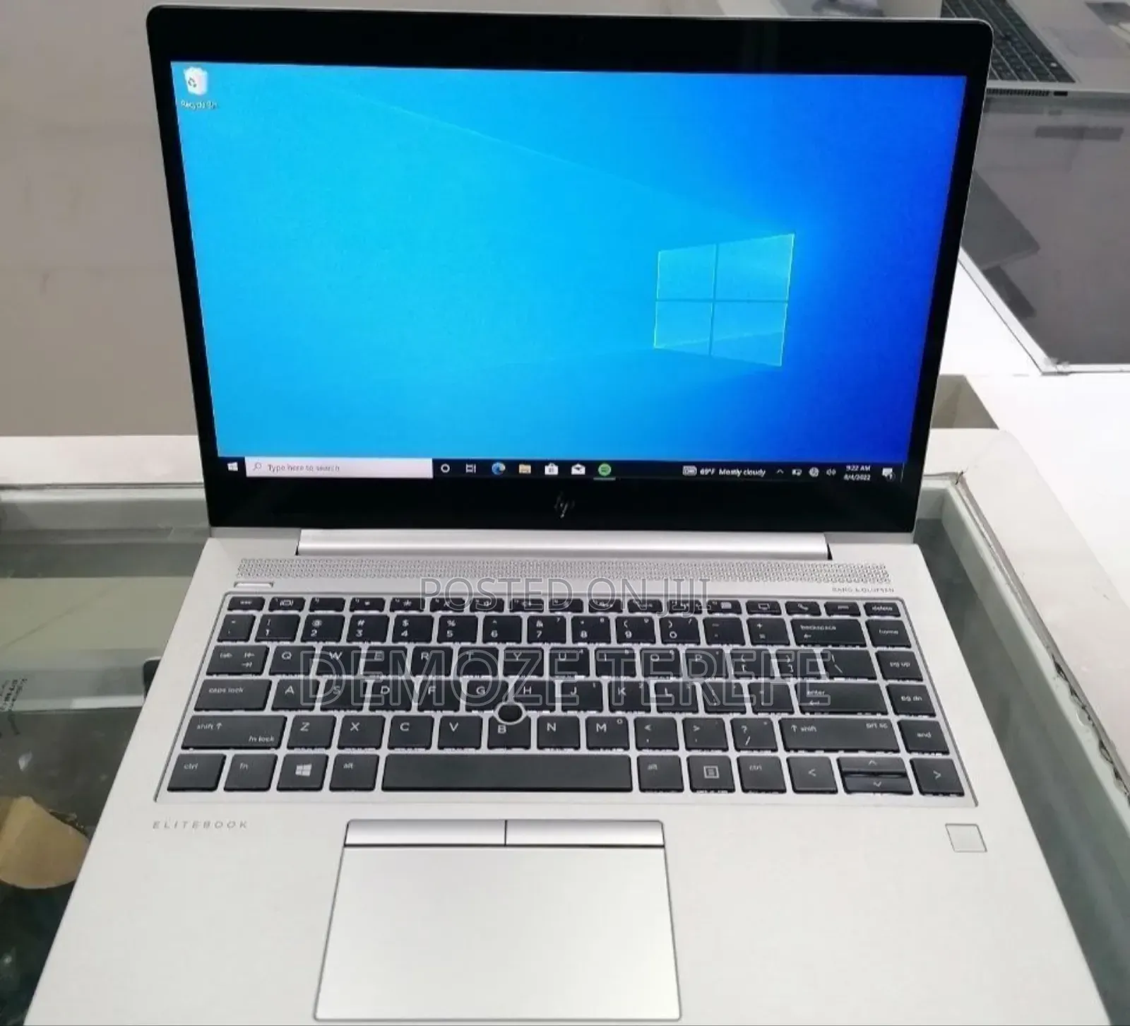 New Laptop HP EliteBook 840 G5 8GB Intel Core i7 SSD 512GB