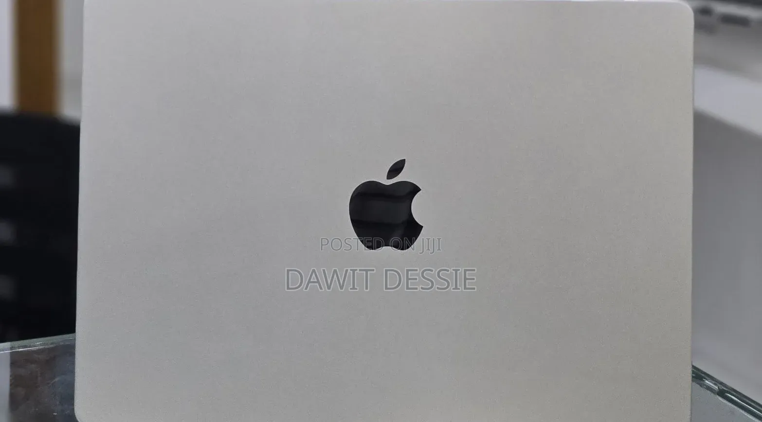 New Apple MacBook Pro 2025 M5 14-inch 16GB Apple M5 Pro SSD 512GB