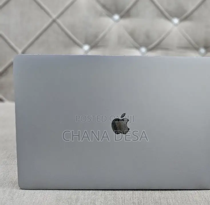 New Laptop Apple MacBook Pro 2019 32GB Intel Core i9 SSD 1T
