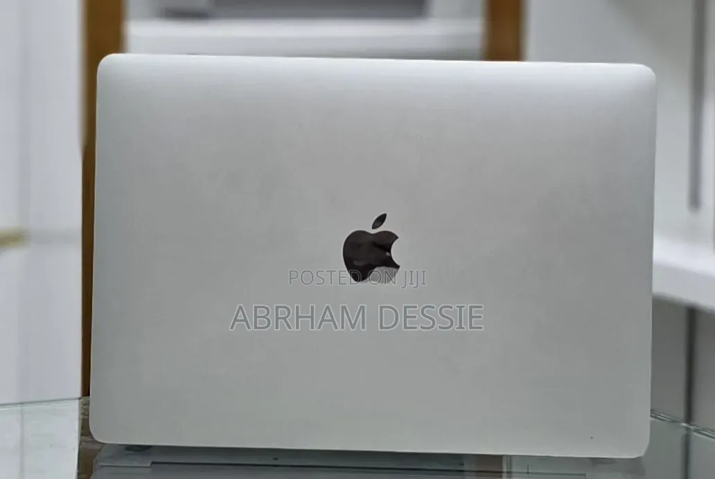 New Laptop Apple MacBook Air 2020 M1 8GB Apple M1 SSD 512GB