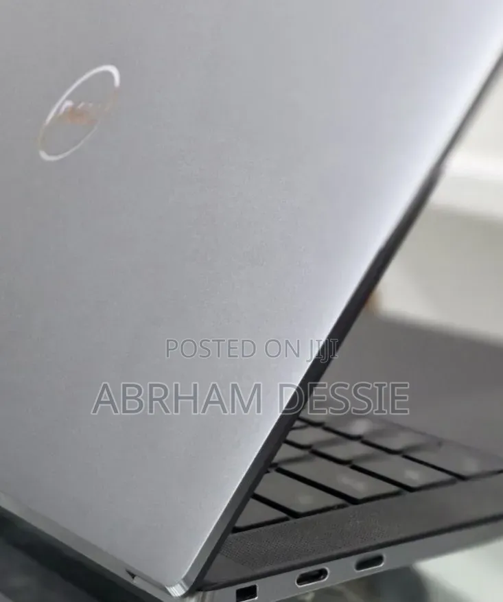 New Laptop Dell Precision 5550 16GB Intel Core i7 SSD 512GB