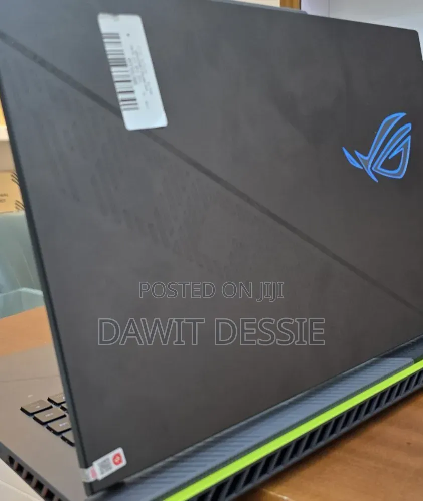 New Laptop Asus 16GB Intel Core i9 SSD 1T