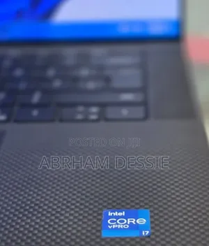 New Laptop Dell Precision 5560 16GB Intel Core i7 SSD 512GB