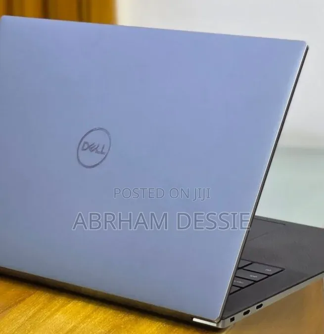 New Laptop Dell Precision 5560 16GB Intel Core i7 SSD 512GB