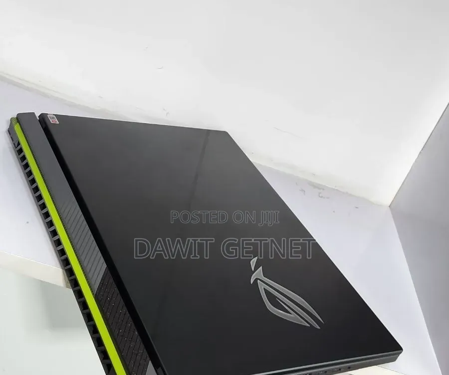 New Laptop Asus ROG Strix G15 16GB Intel Core i9 SSD 1T