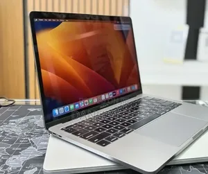 New Laptop Apple MacBook Pro 2017 16GB Intel Core i5 SSD 256GB