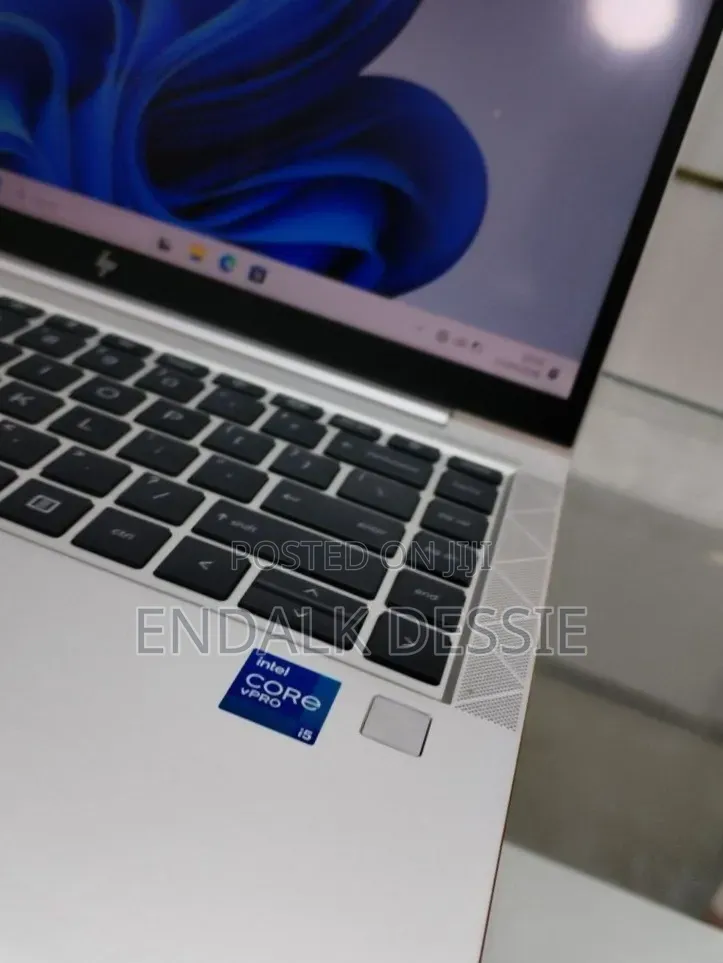 New Laptop HP EliteBook 840 G8 16GB Intel Core i5 SSD 512GB