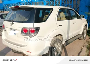 Toyota Fortuner 2013 White