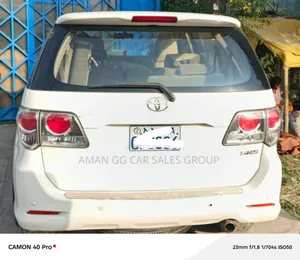 Toyota Fortuner 2013 White
