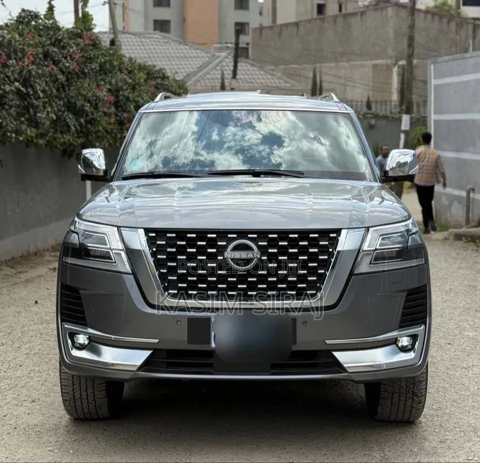 Nissan Patrol 2023 Gray