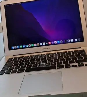 Laptop Apple MacBook Air 2017 8GB Intel Core i5 SSD 128GB
