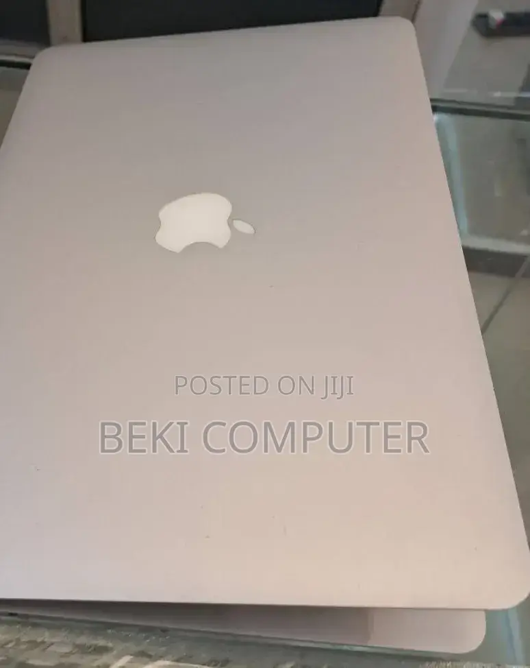 Laptop Apple MacBook Air 2017 8GB Intel Core i5 SSD 128GB