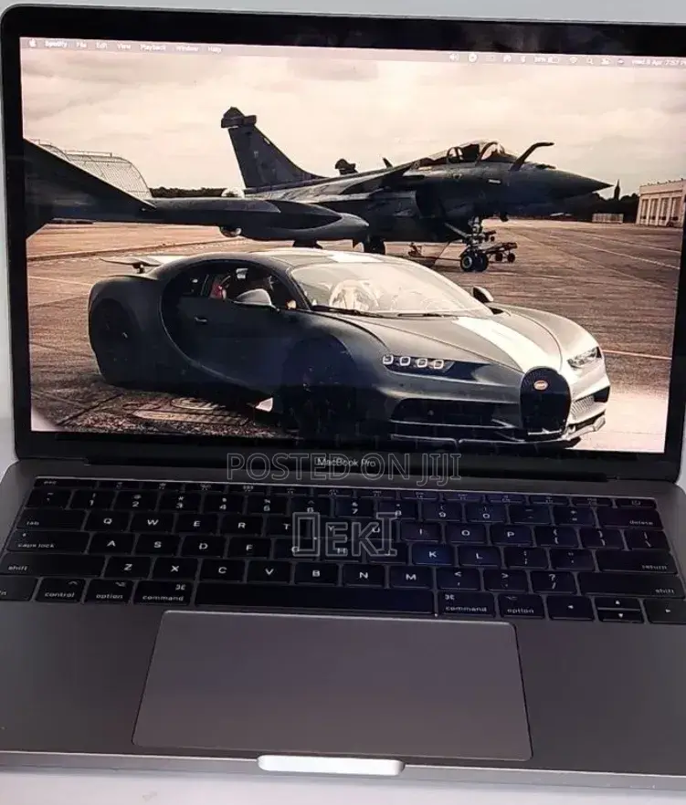 Laptop Apple MacBook Pro 2017 8GB Intel Core i5 SSD 256GB