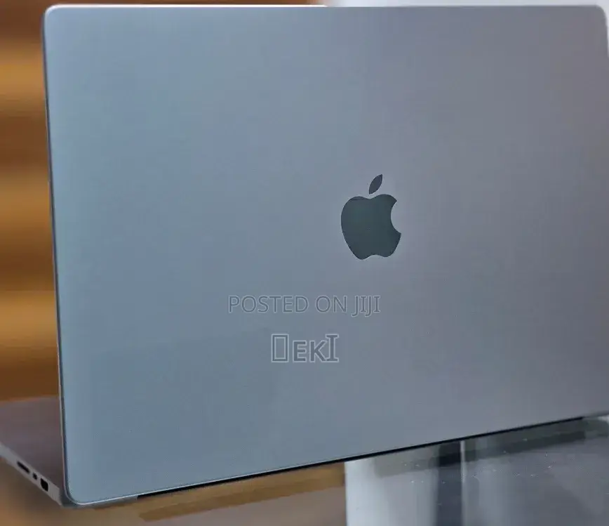 New Laptop Apple MacBook Pro M1 32GB Apple M1 SSD 512GB