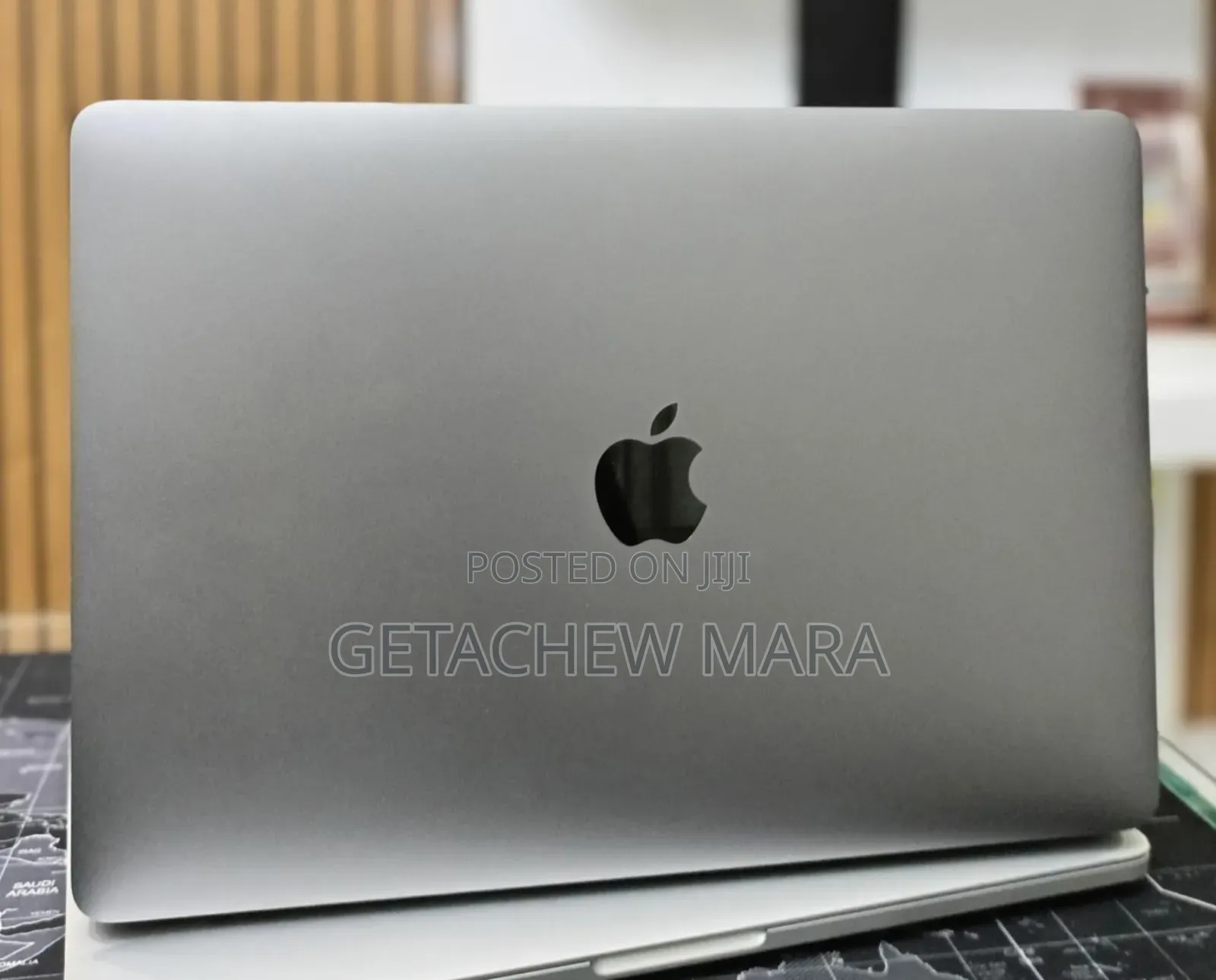 New Laptop Apple MacBook Pro 2017 16GB Intel Core i5 SSD 256GB