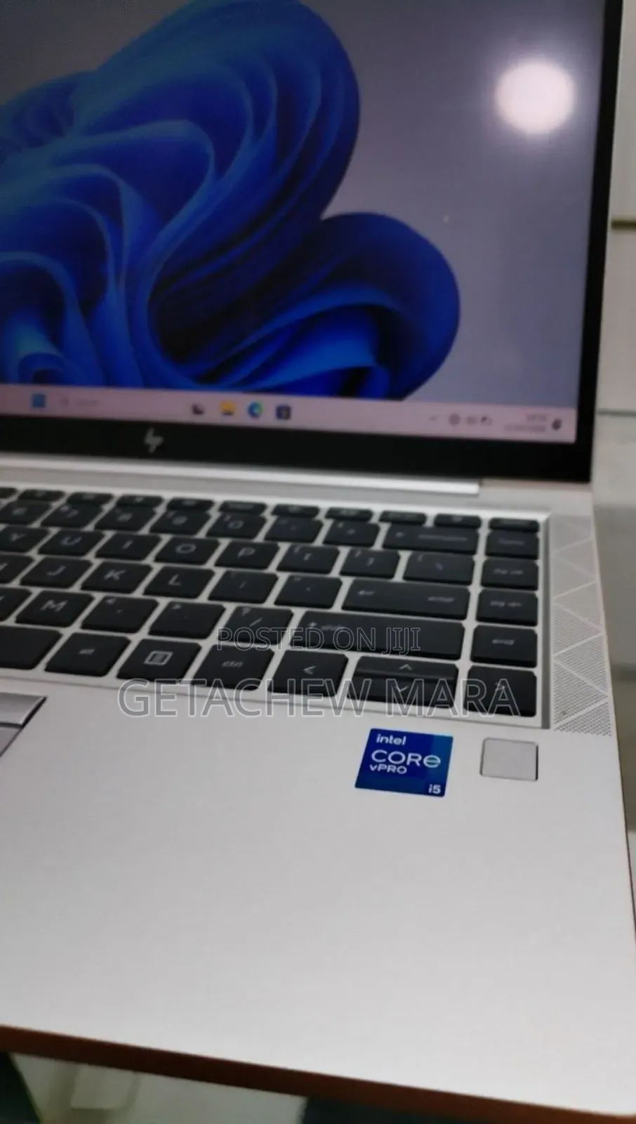 New Laptop HP EliteBook 840 G8 16GB Intel Core i5 SSD 512GB