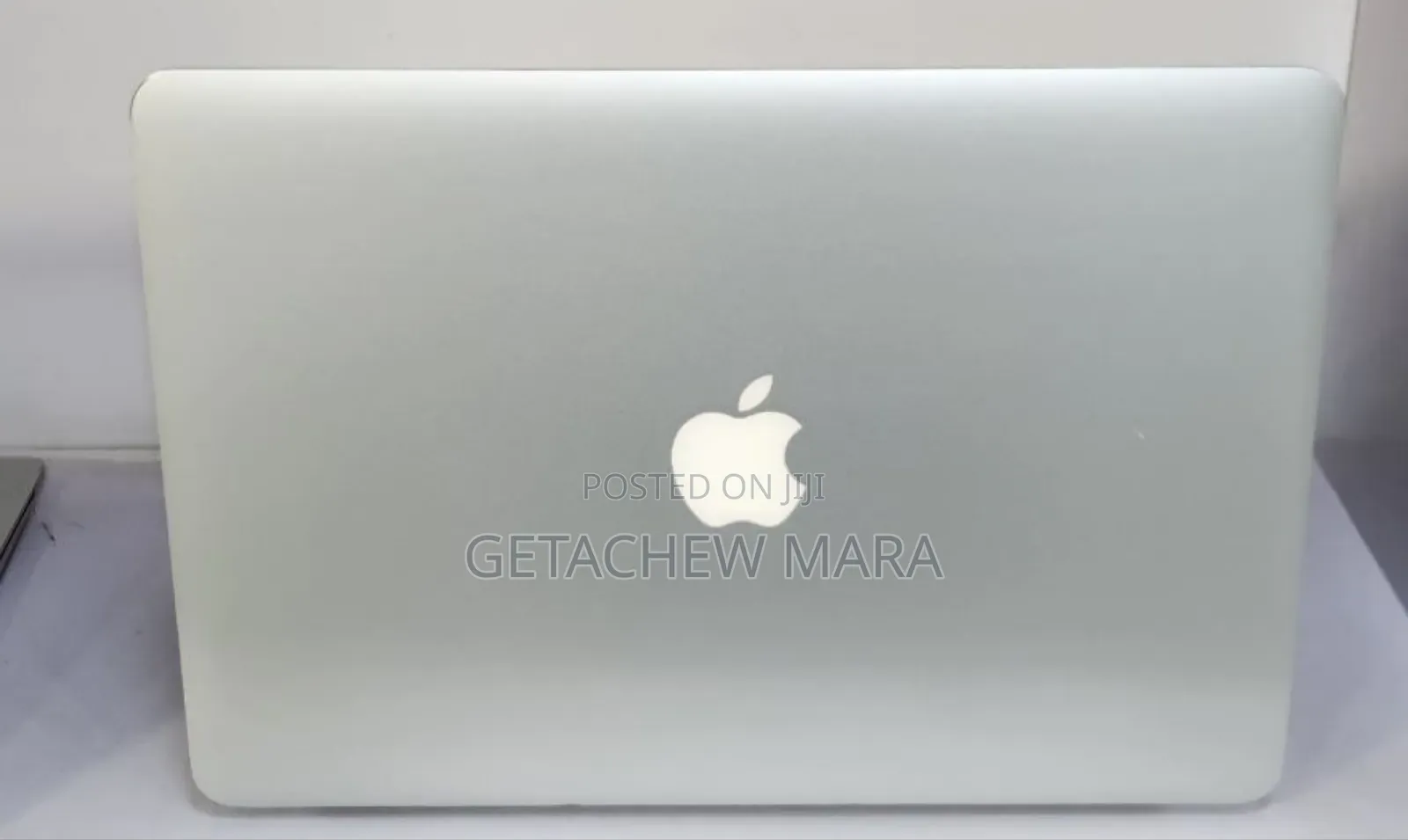 New Laptop Apple MacBook Air 2017 8GB Intel Core i5 SSD 256GB