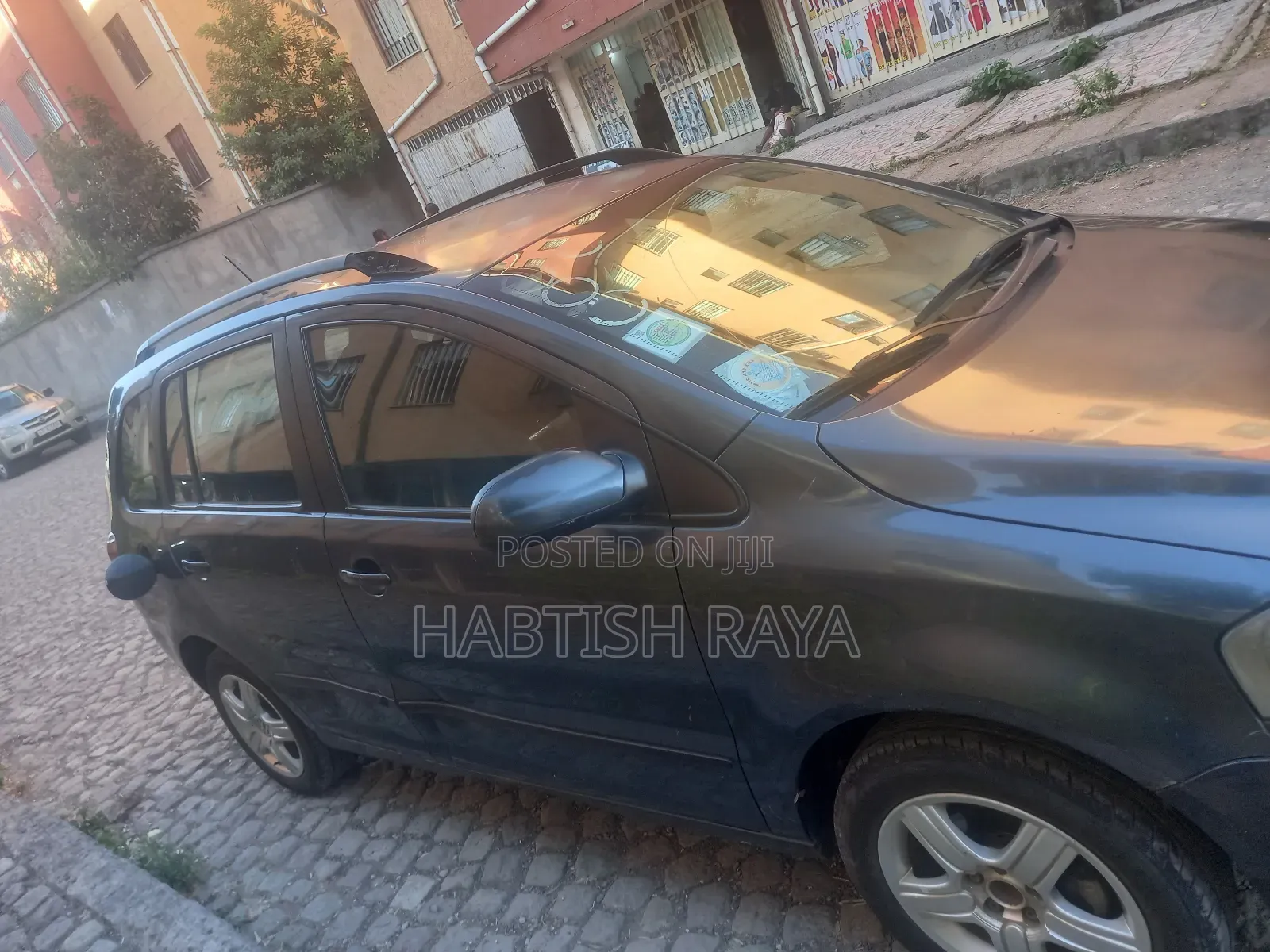 Volkswagen Suran 2008 Gray