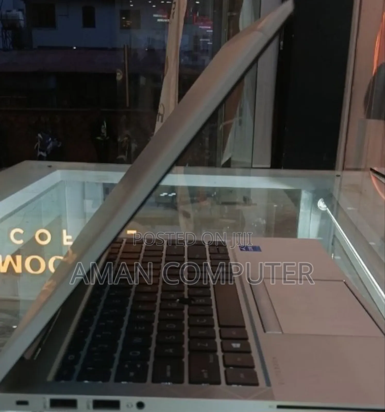 New Laptop HP EliteBook 840 G8 16GB Intel Core i7 SSD 512GB