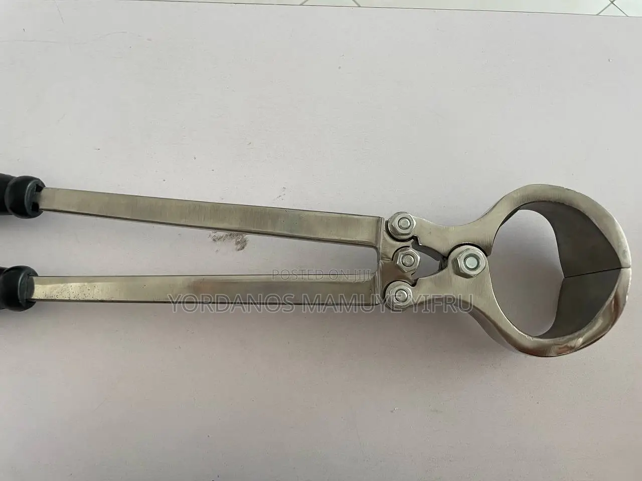 Burdizzo Castrator