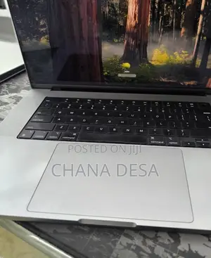 New Laptop Apple MacBook Pro M1 32GB Apple M1 Pro SSD 1T